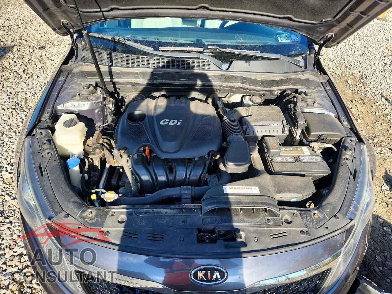 KIA OPTIMA 2011 - KNAGM4A73B5055504