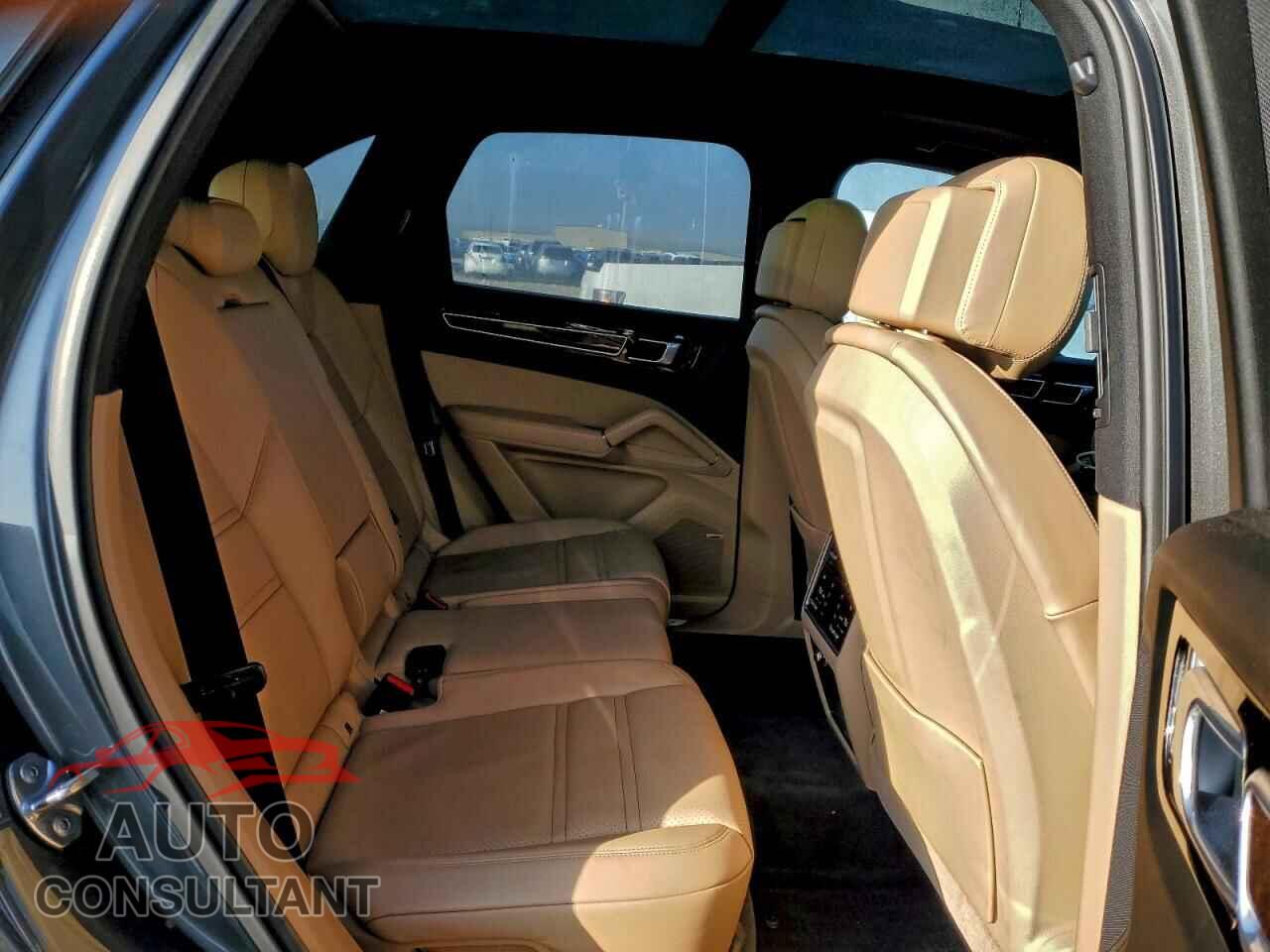 PORSCHE CAYENNE 2019 - WP1AE2AYXKDA50968
