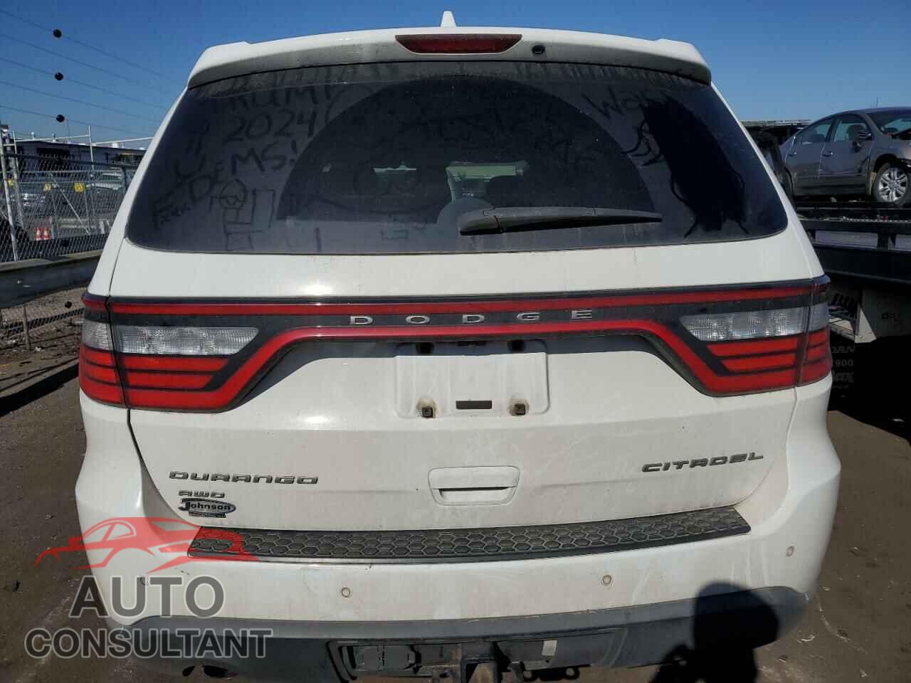 DODGE DURANGO 2015 - 1C4RDJEG4FC881011