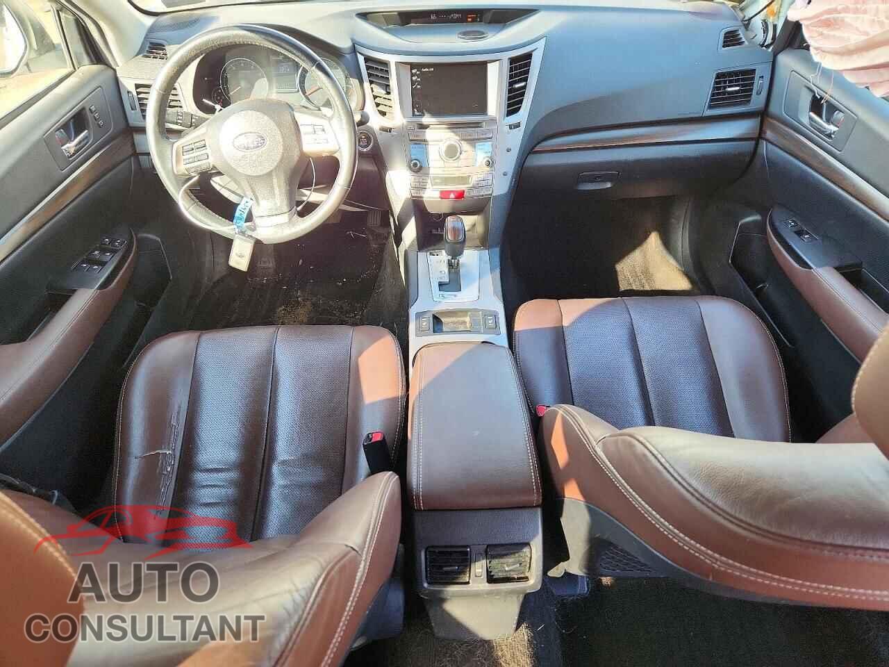 SUBARU OUTBACK 2014 - 4S4BRCPC3E3266114