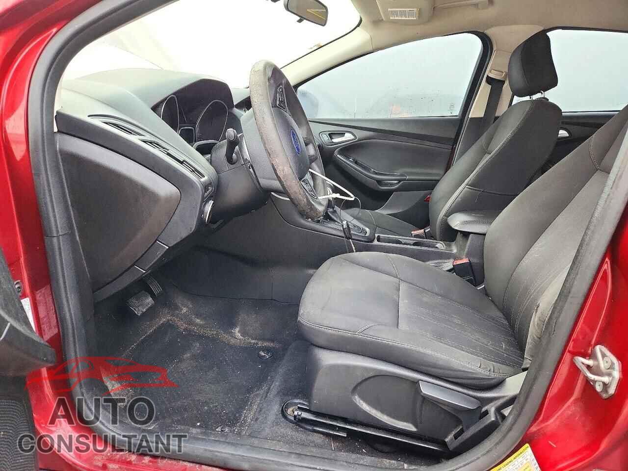 FORD FOCUS 2016 - 1FADP3F27GL251510