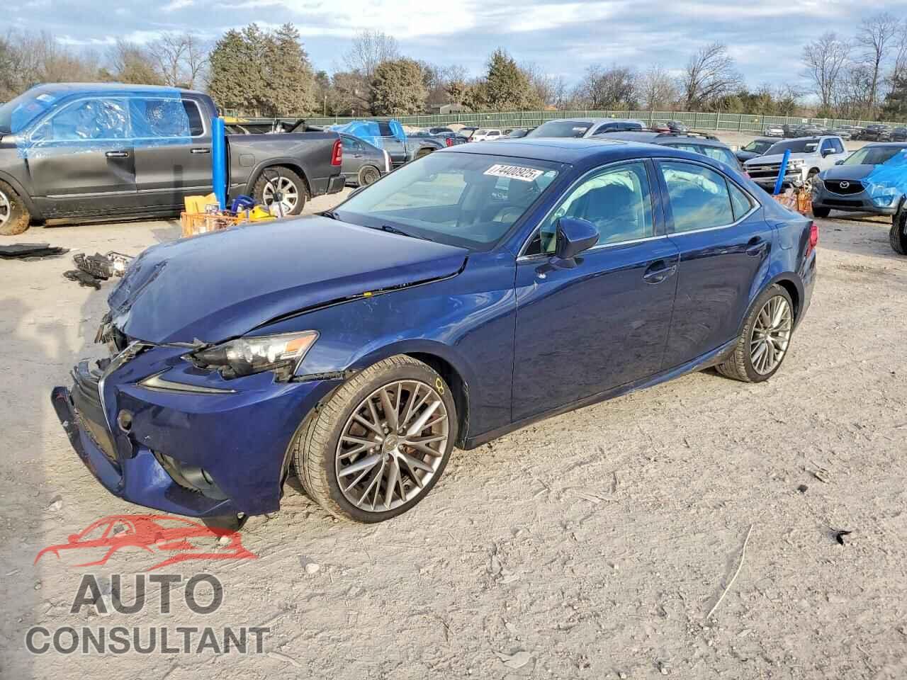 LEXUS IS 2015 - JTHCF1D23F5017821