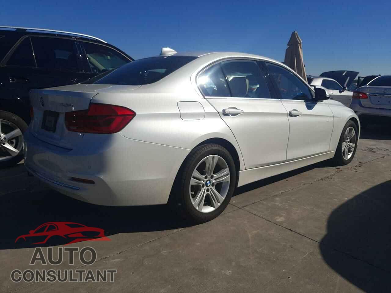 BMW 3 SERIES 2016 - WBA8E3G57GNU01725