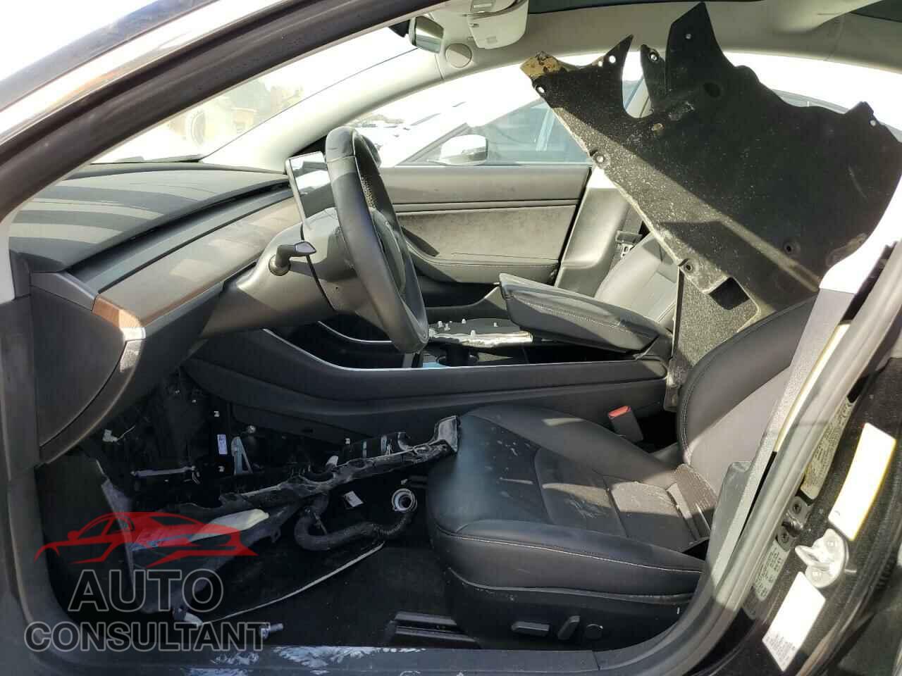 TESLA MODEL 3 2019 - 5YJ3E1EA3KF300335