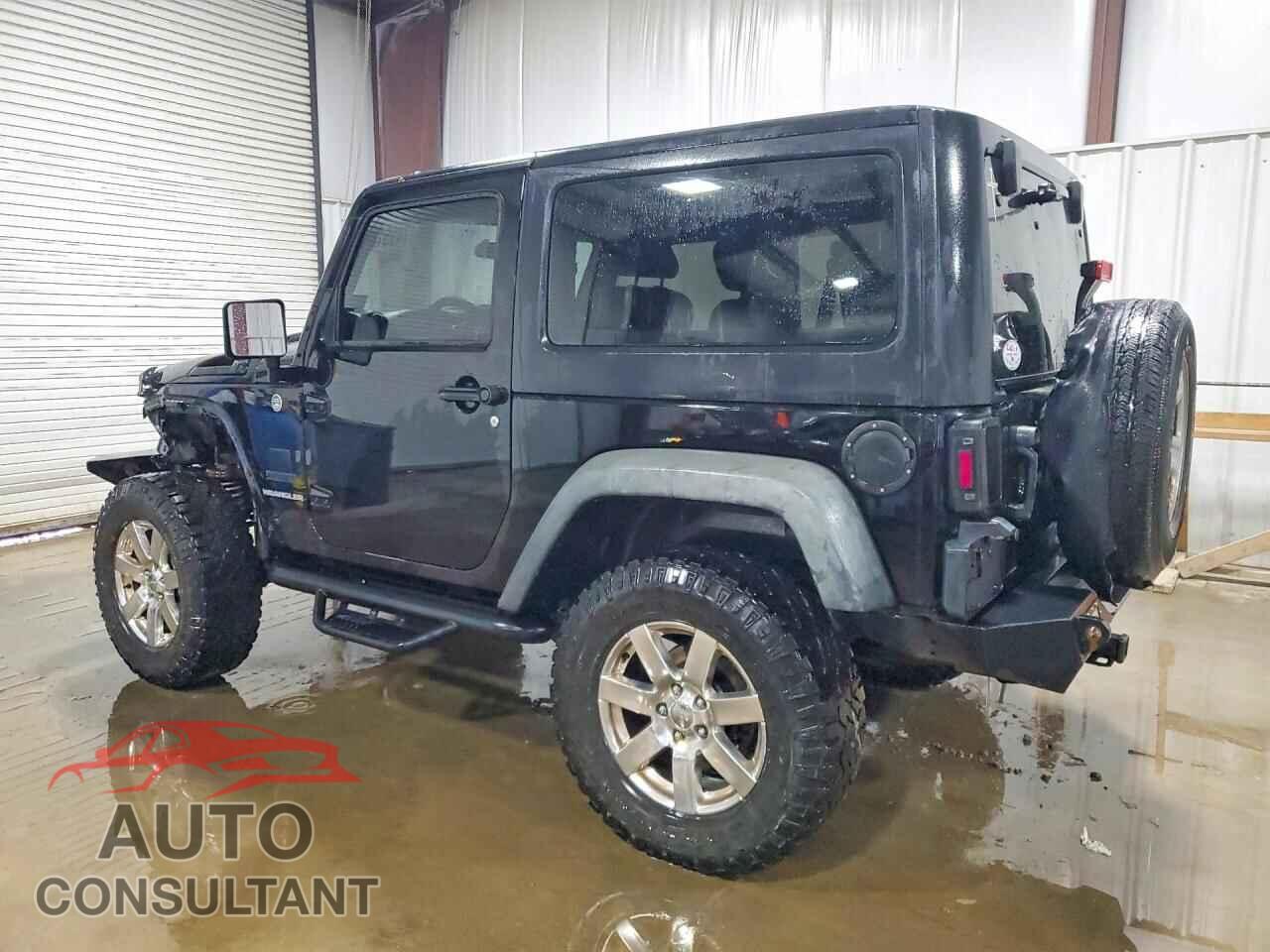 JEEP WRANGLER 2011 - 1J4AA2D12BL574174
