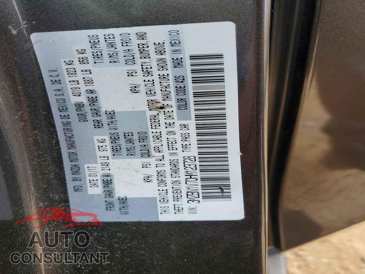 MAZDA 3 2017 - 3MZBN1V70HM123728