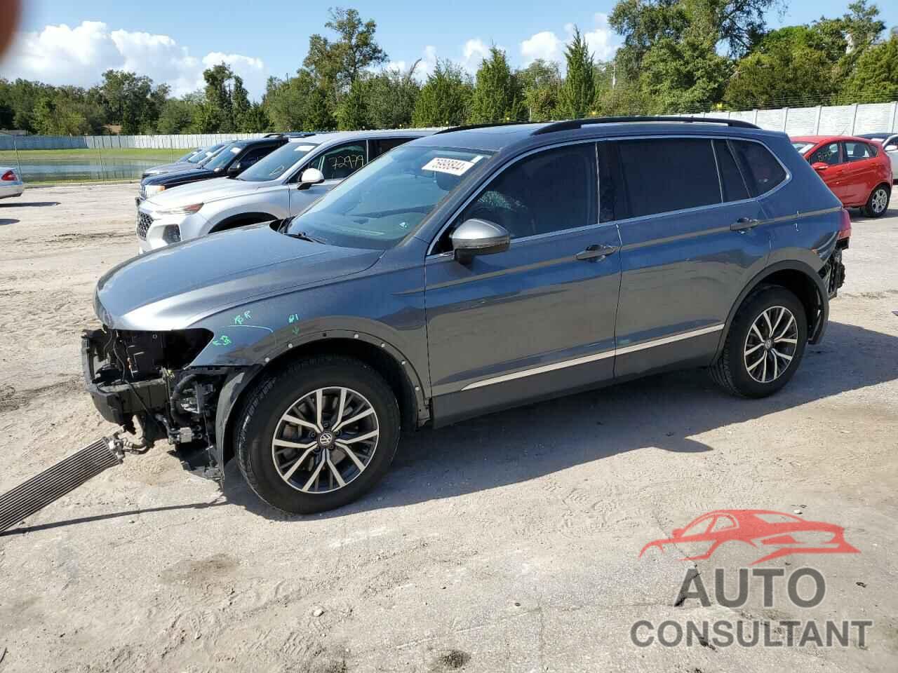 VOLKSWAGEN TIGUAN 2018 - 3VV3B7AX6JM201588