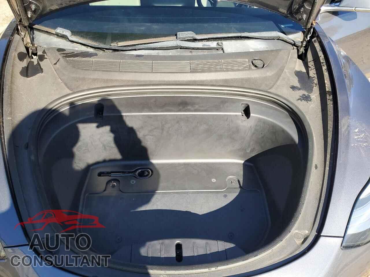 TESLA MODEL 3 2020 - 5YJ3E1EA0LF530416