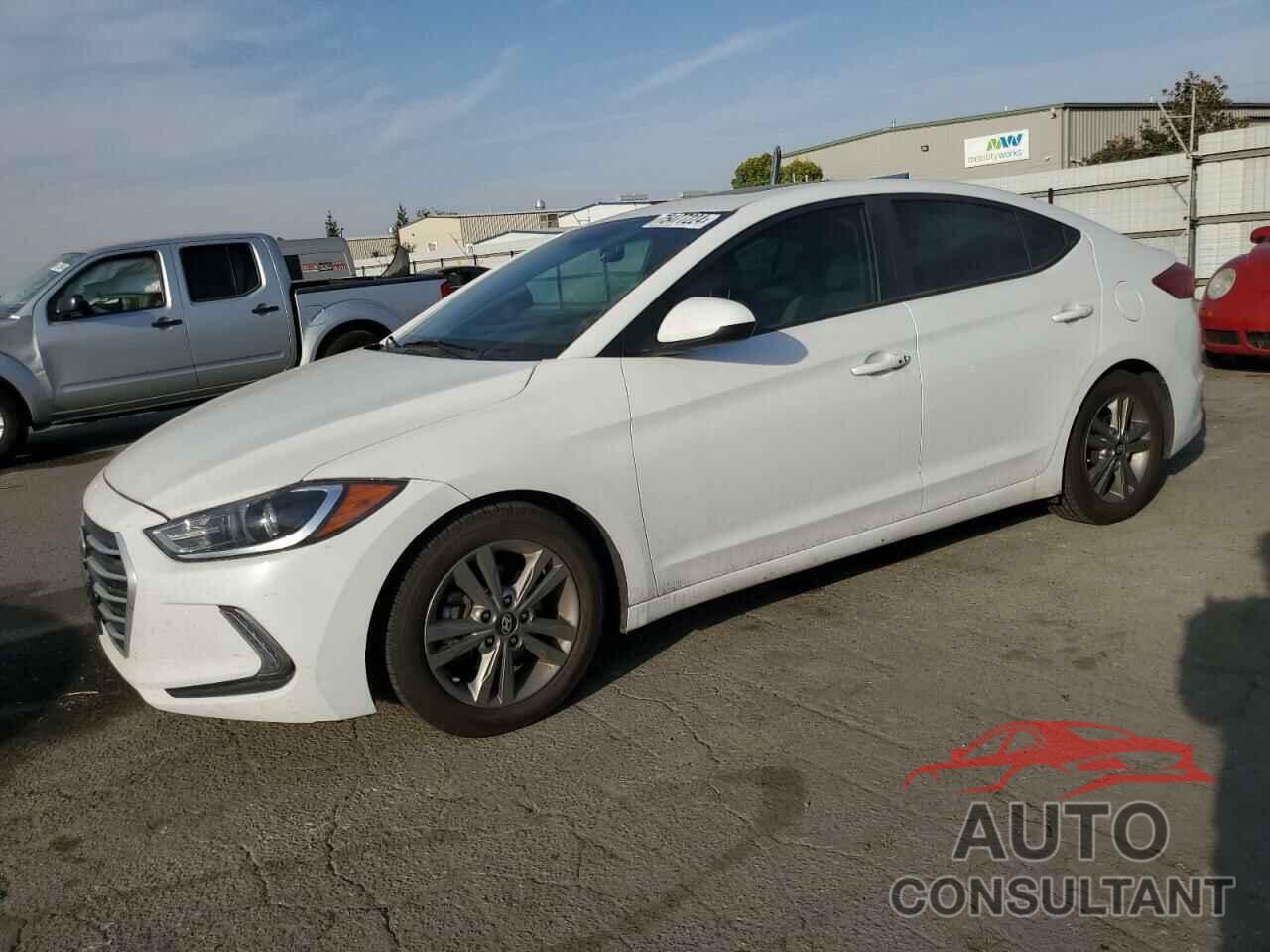 HYUNDAI ELANTRA 2018 - 5NPD84LF6JH371136