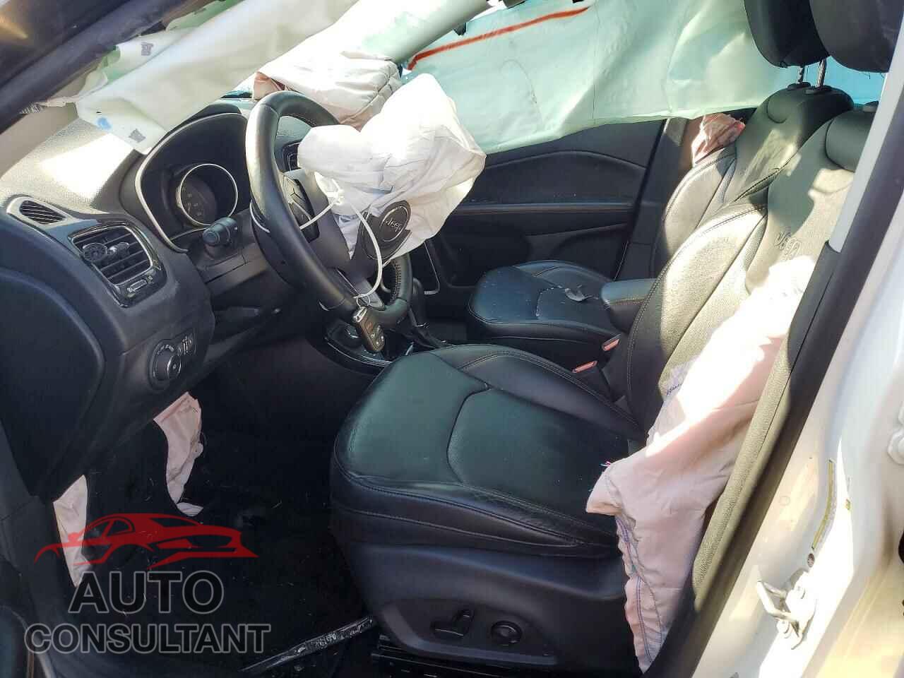 JEEP COMPASS 2017 - 3C4NJDCB1HT607188