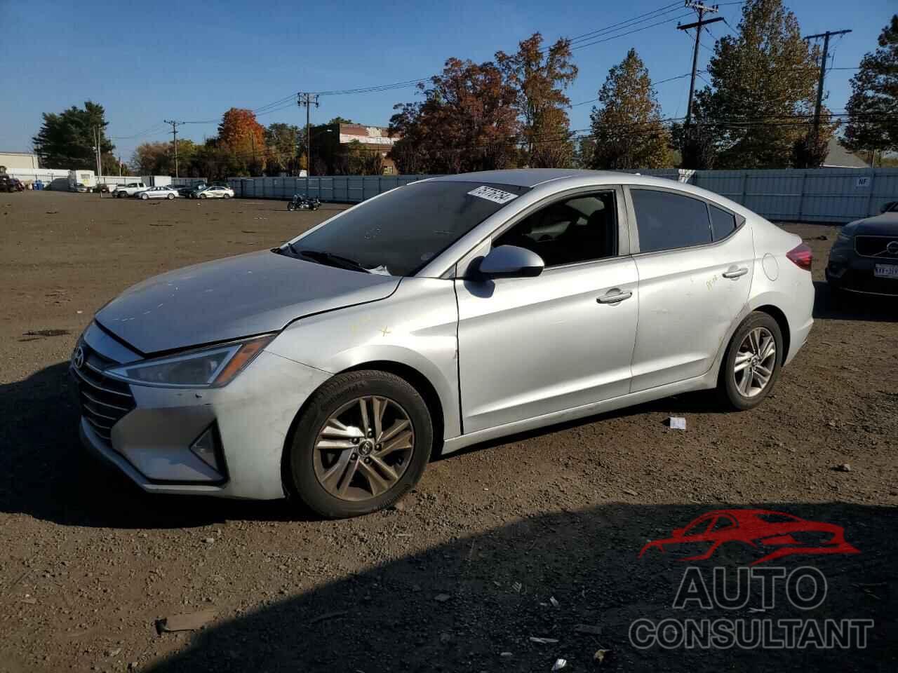 HYUNDAI ELANTRA 2019 - KMHD84LF7KU743781
