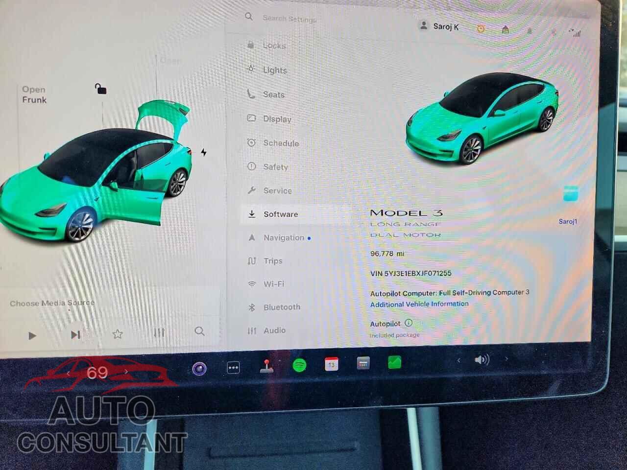 TESLA MODEL 3 2018 - 5YJ3E1EBXJF071255