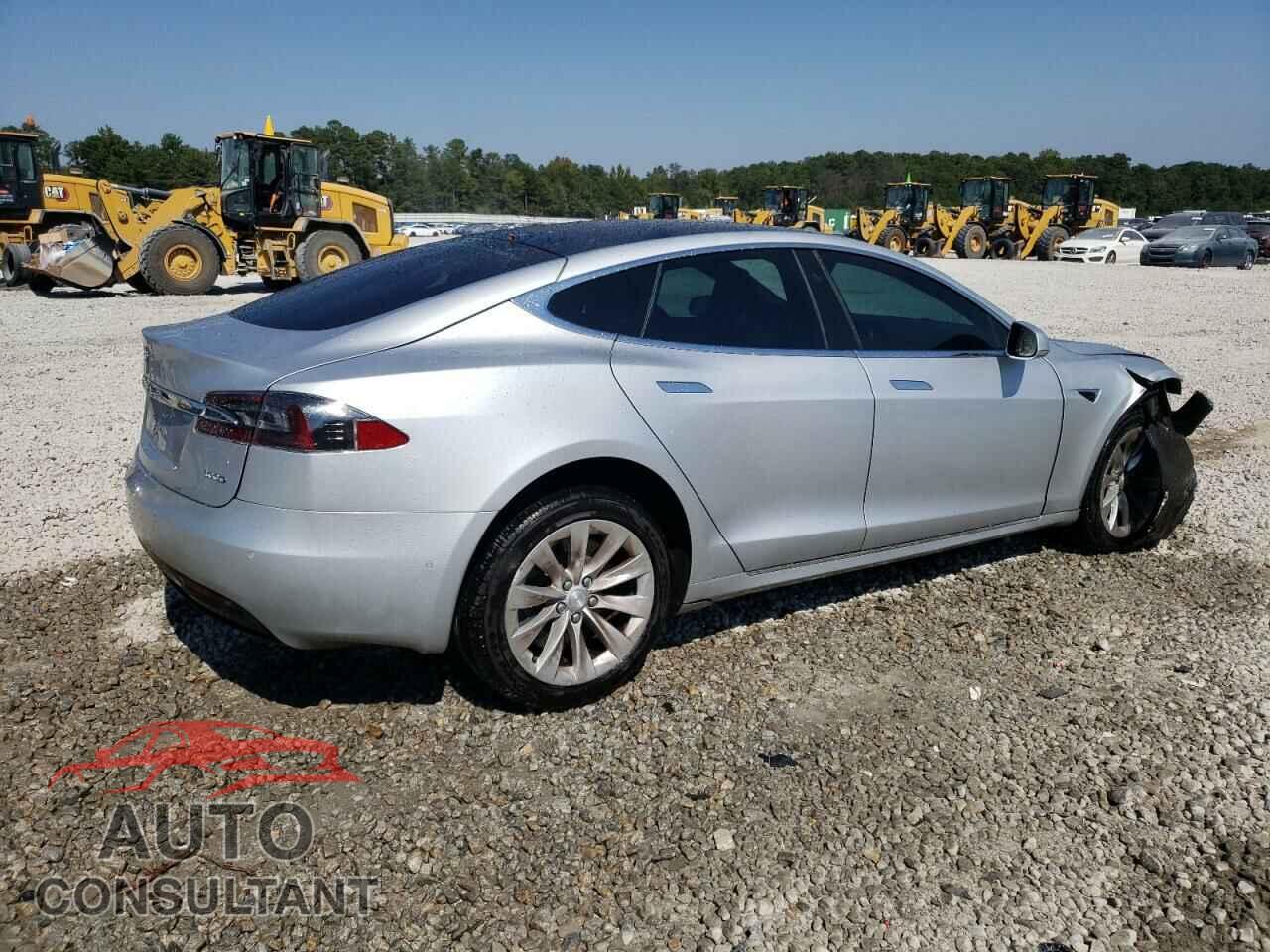 TESLA MODEL S 2018 - 5YJSA1E26JF283917