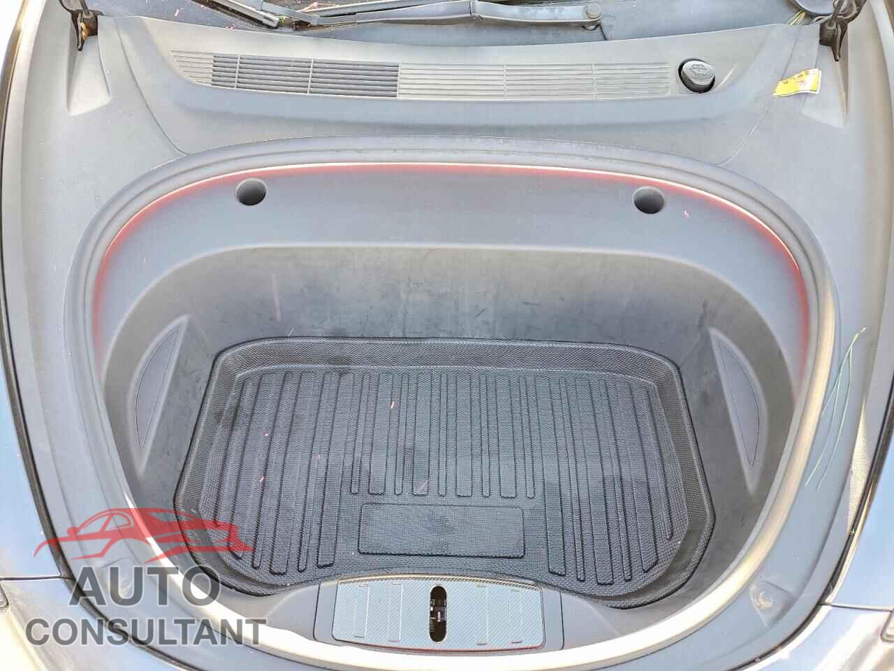 TESLA MODEL 3 2022 - 5YJ3E1EA6NF230687