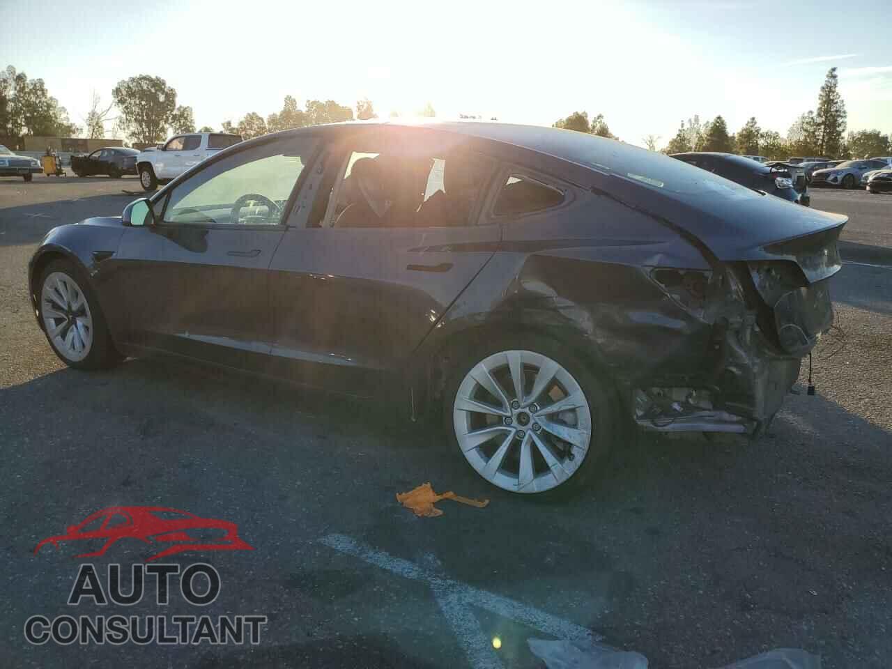 TESLA MODEL 3 2022 - 5YJ3E1EA8NF143499