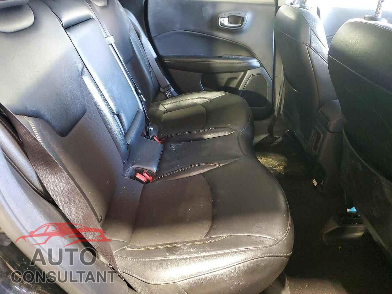 JEEP COMPASS 2020 - 3C4NJDBB4LT157319