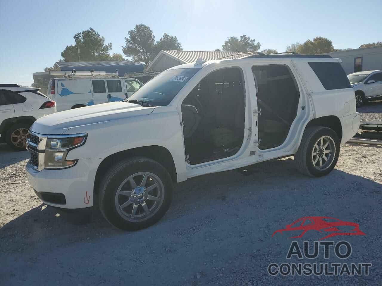 CHEVROLET TAHOE 2017 - 1GNSKAEC7HR368394