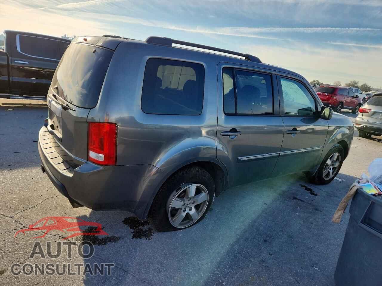 HONDA PILOT 2011 - 5FNYF3H51BB028669