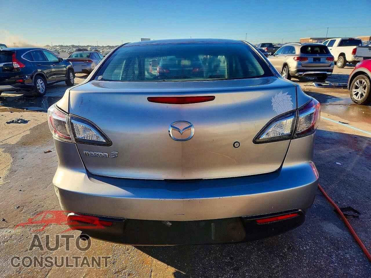 MAZDA 3 2011 - JM1BL1UG0B1396411