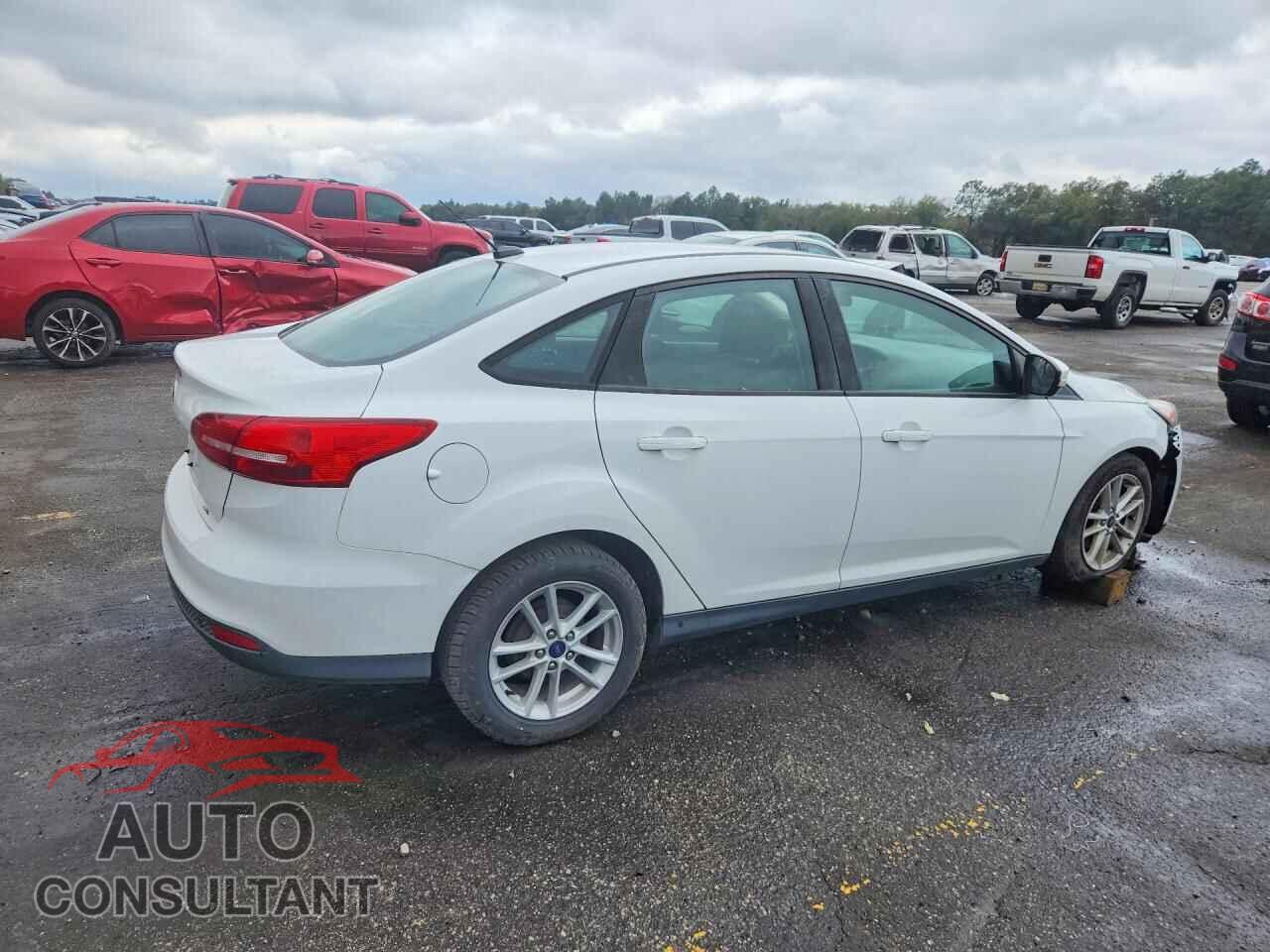 FORD FOCUS 2017 - 1FADP3F20HL280364
