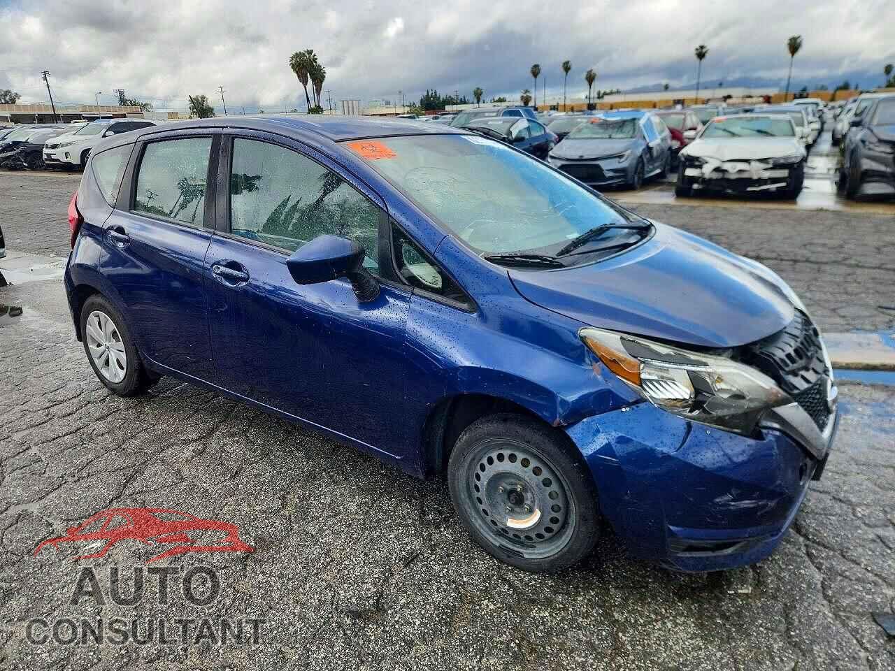 NISSAN VERSA 2017 - 3N1CE2CP3HL354082