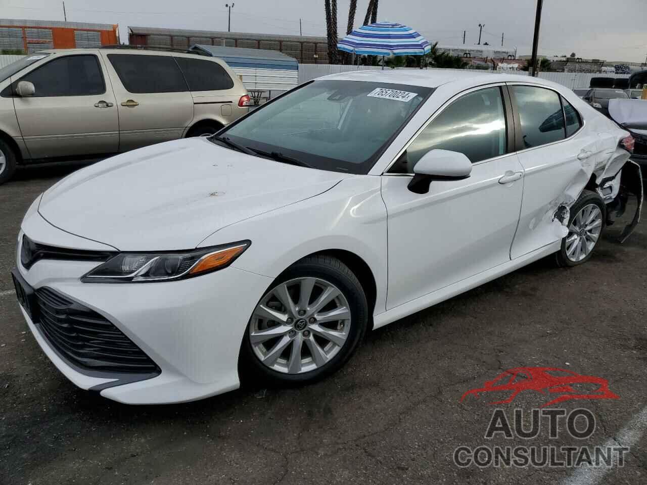 TOYOTA CAMRY 2019 - 4T1B11HK2KU806897