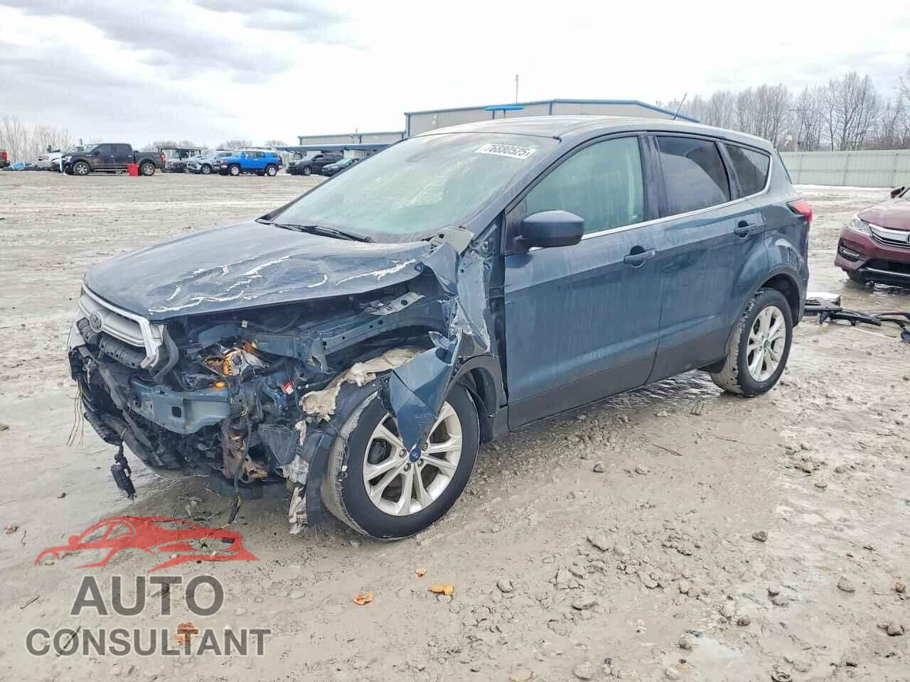 FORD ESCAPE 2019 - 1FMCU0GD0KUB39871