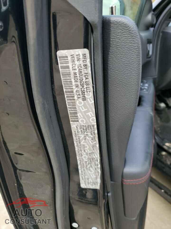 DODGE DURANGO 2023 - 1C4RDJDG5PC582498