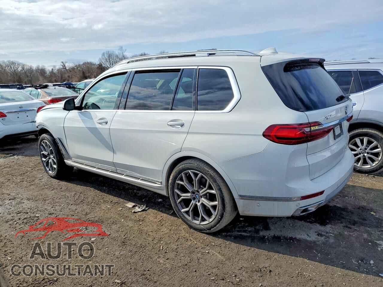 BMW X7 2021 - 5UXCW2C02M9F48409