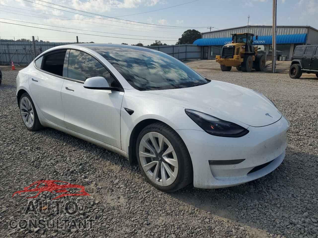 TESLA MODEL 3 2021 - 5YJ3E1EB8MF924353