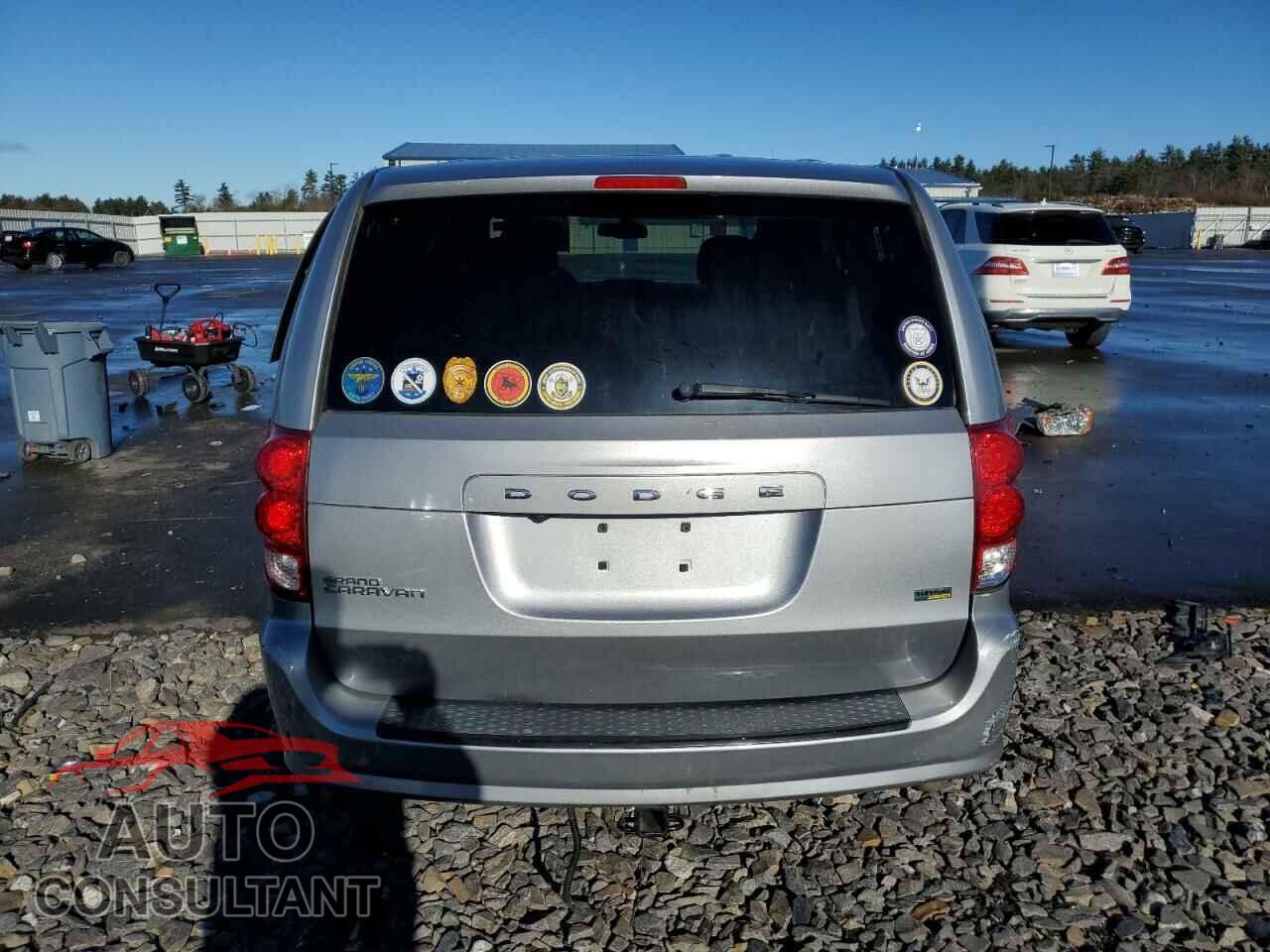 DODGE CARAVAN 2018 - 2C4RDGBG9JR184277