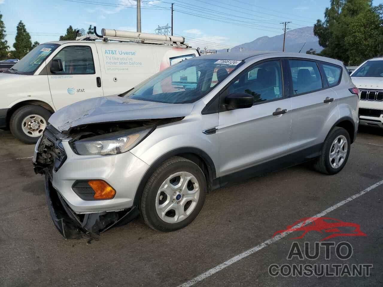 FORD ESCAPE 2018 - 1FMCU0F72JUA31293