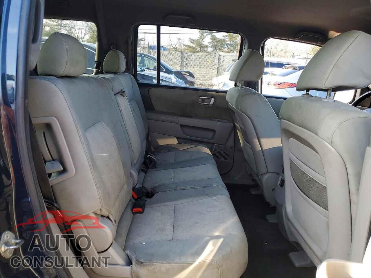 HONDA PILOT 2011 - 5FNYF4H29BB088842