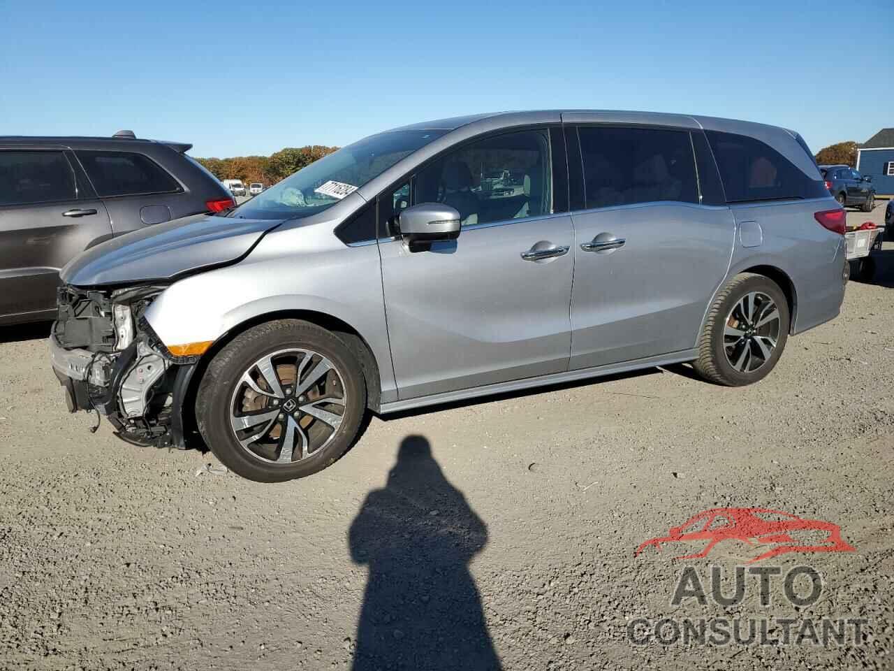 HONDA ODYSSEY 2018 - 5FNRL6H97JB051583