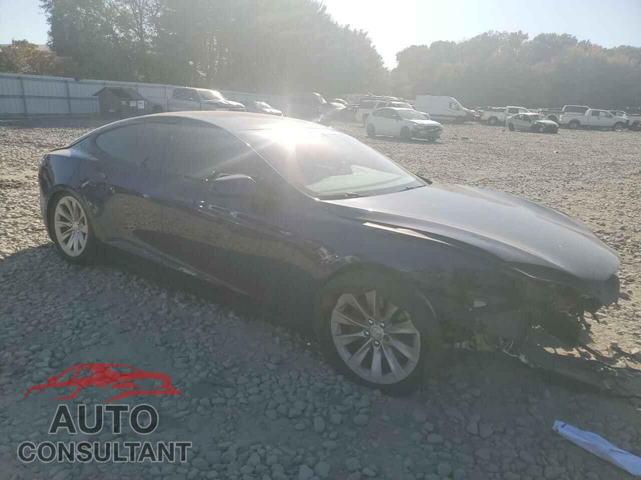 TESLA MODEL S 2017 - 5YJSA1E28HF221526