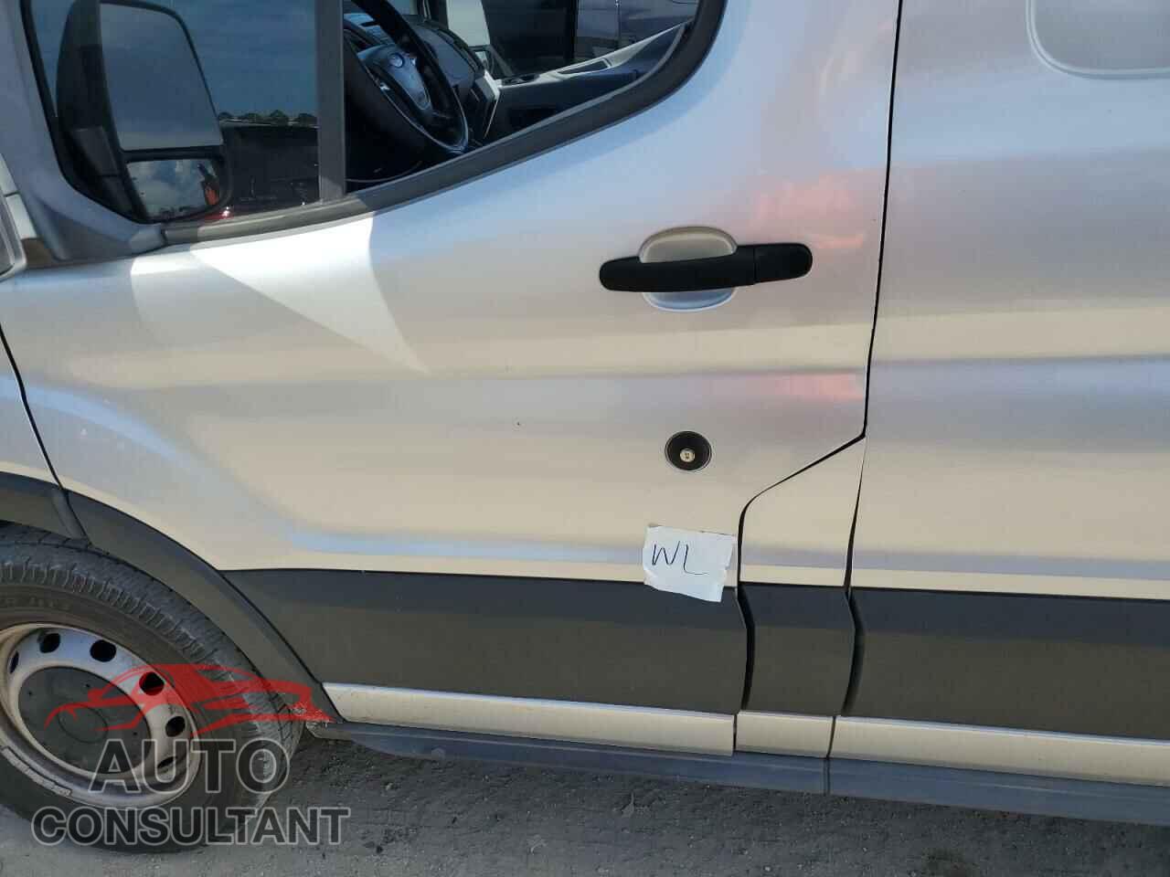 FORD TRANSIT 2017 - 1FTBW2YM4HKA56503