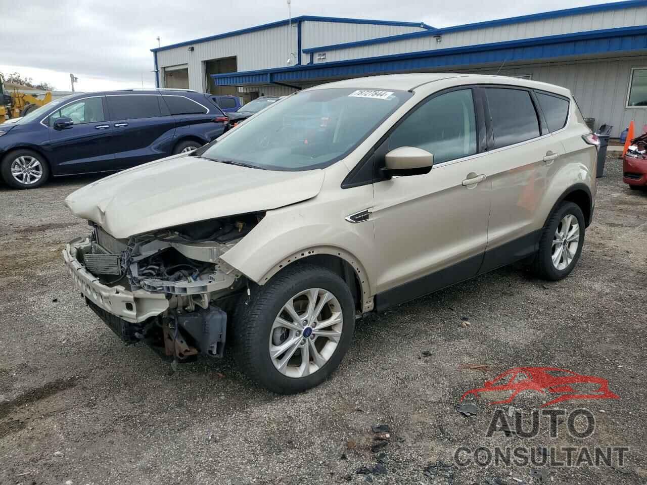 FORD ESCAPE 2017 - 1FMCU0GD8HUB38606