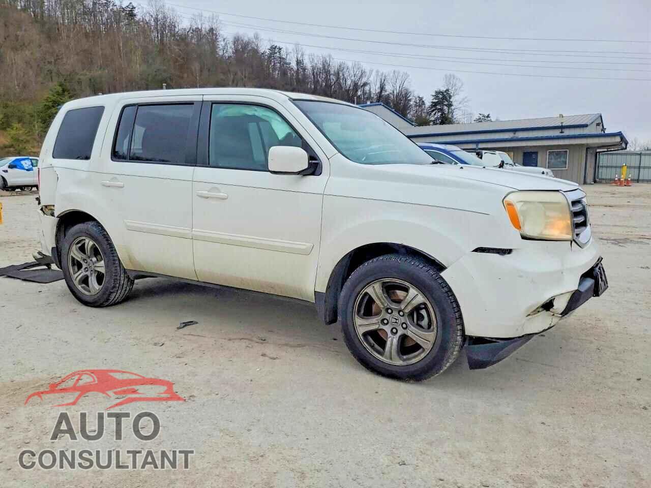 HONDA PILOT 2013 - 5FNYF4H57DB006913