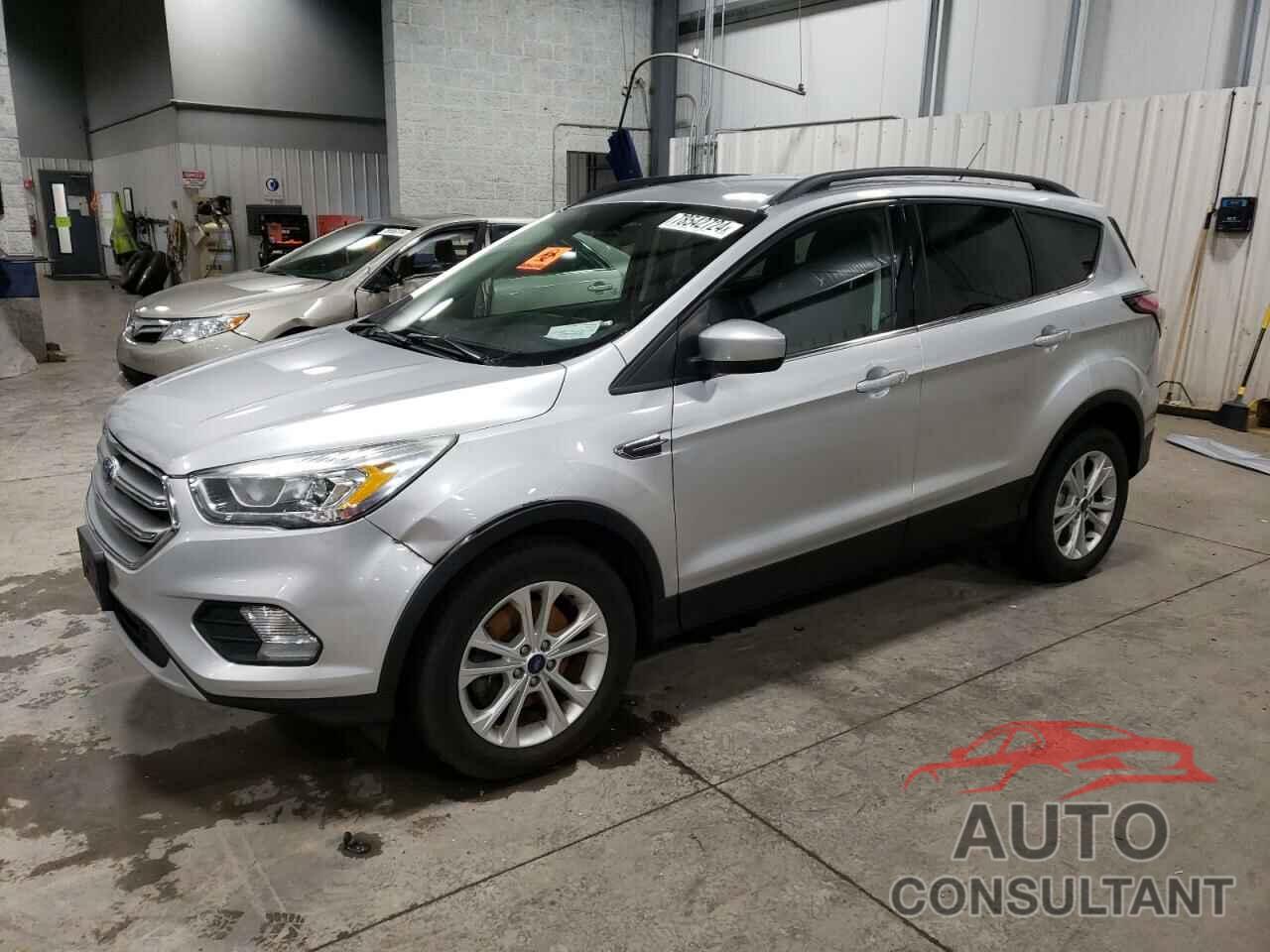 FORD ESCAPE 2017 - 1FMCU9GD2HUC64190