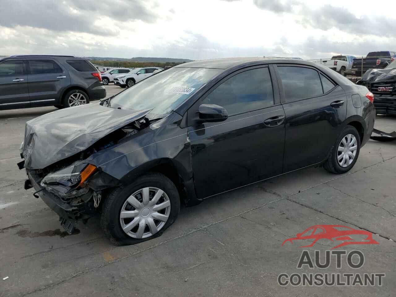 TOYOTA COROLLA 2018 - 5YFBURHE1JP738530