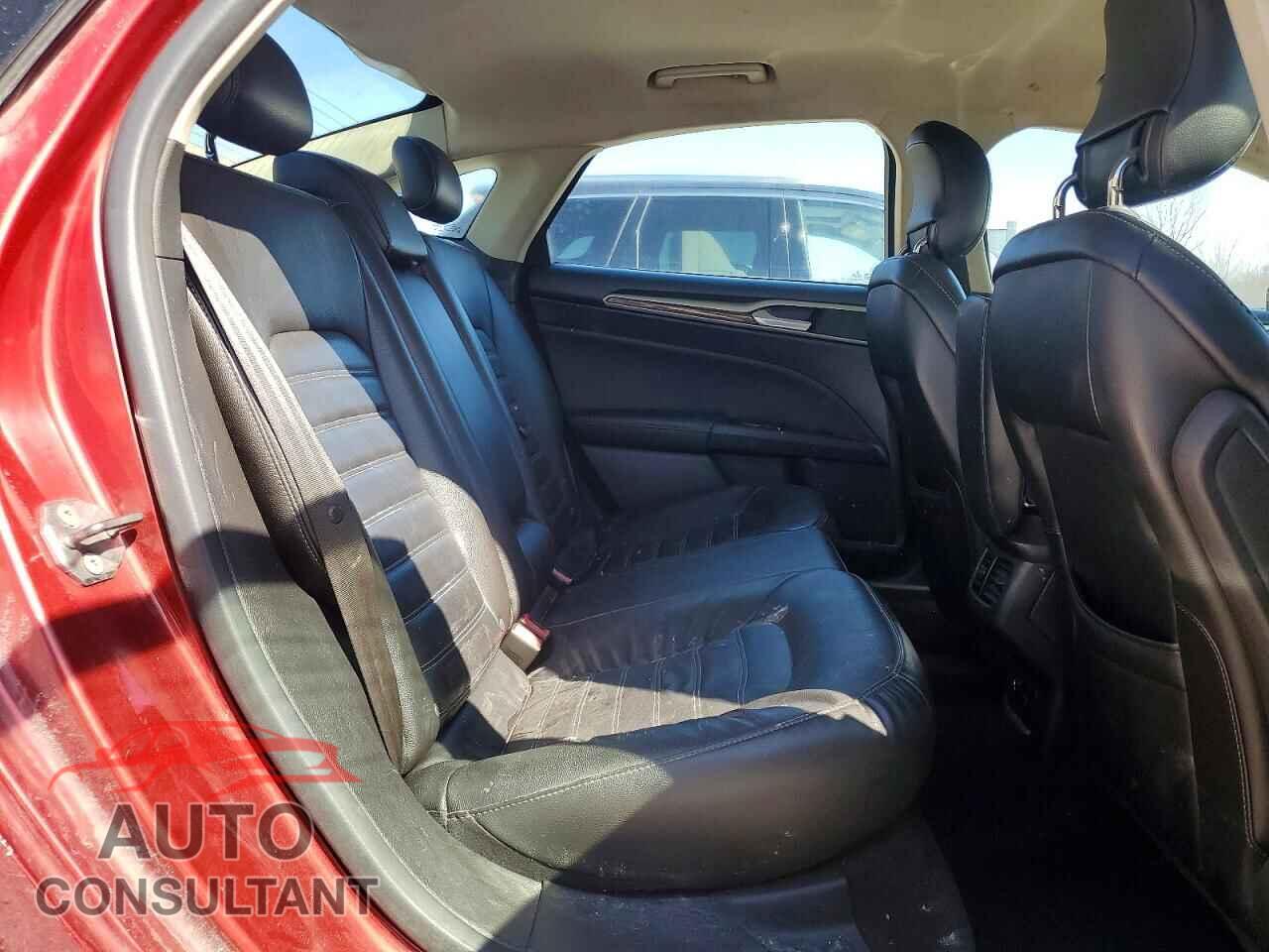 FORD FUSION 2013 - 3FA6P0HR8DR337357