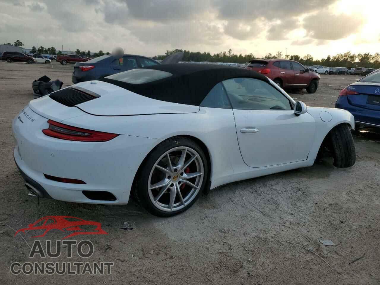 PORSCHE 911 2017 - WP0CA2A99HS141149