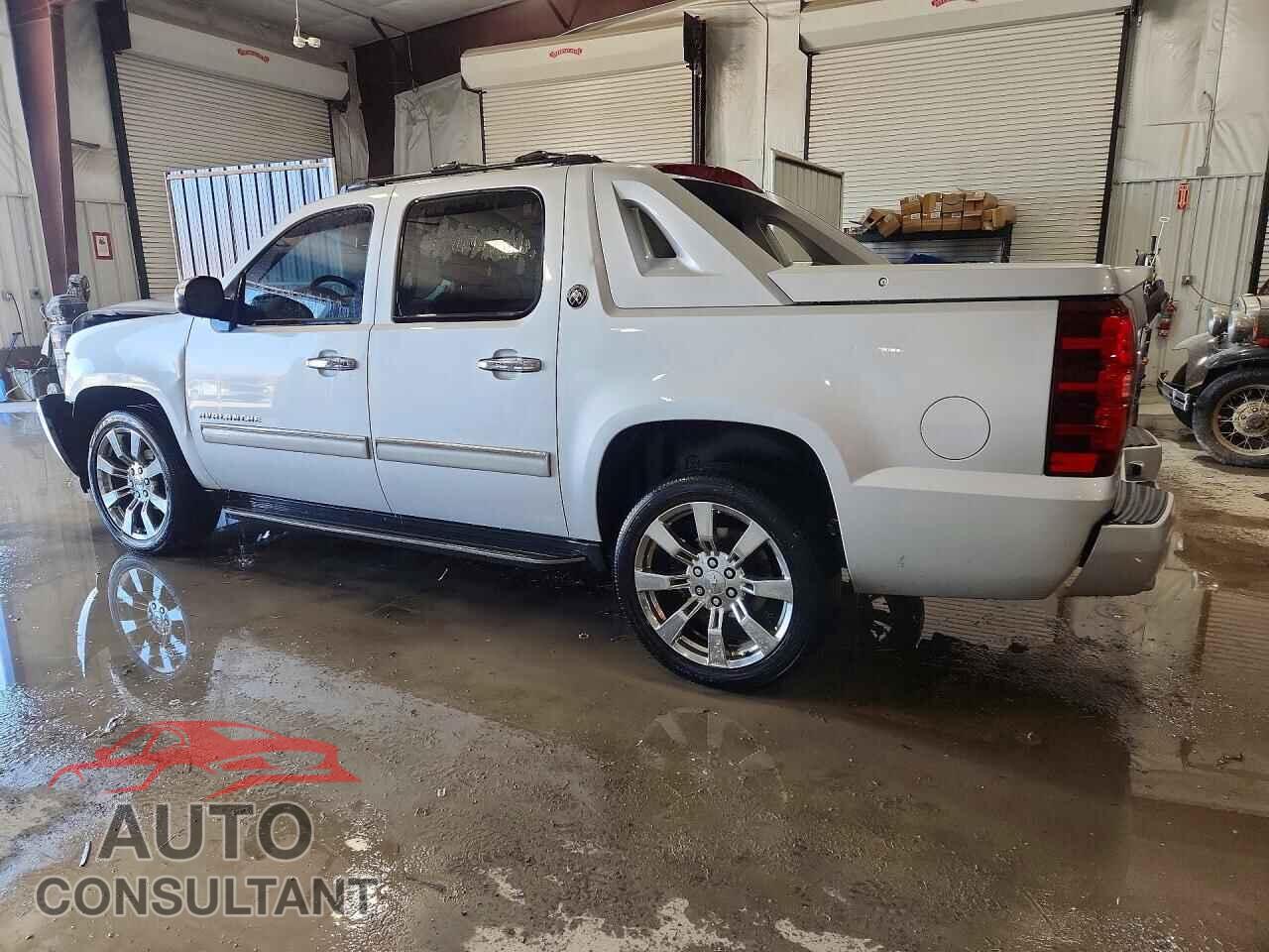 CHEVROLET AVALANCHE 2013 - 3GNMCEE00DG201890