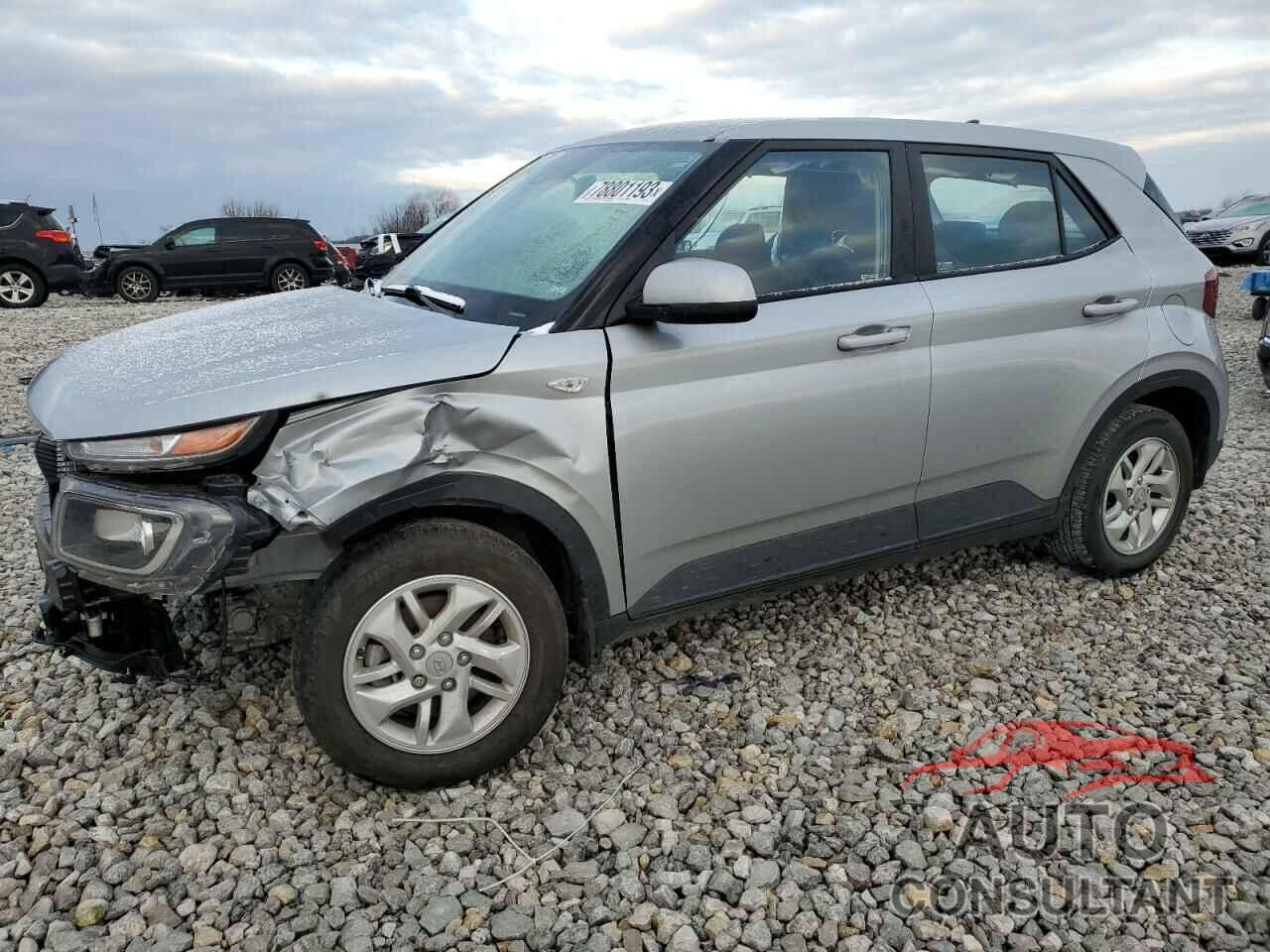 HYUNDAI VENUE 2021 - KMHRB8A32MU120630