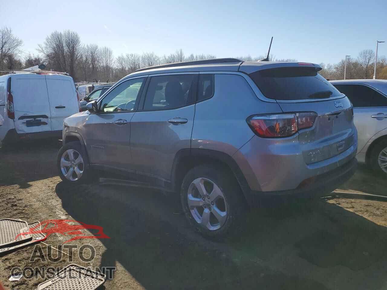 JEEP COMPASS 2018 - 3C4NJDBB8JT325797
