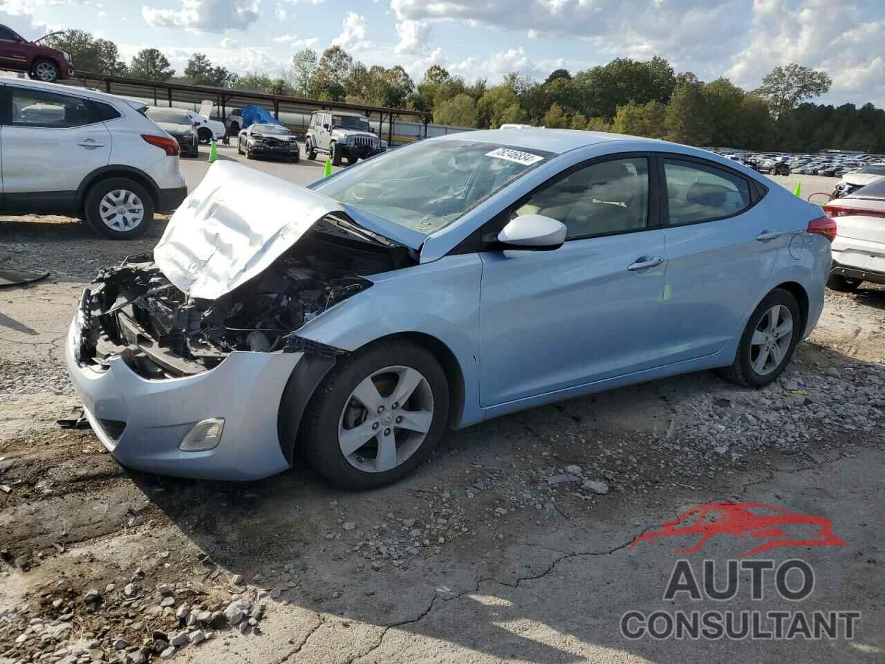 HYUNDAI ELANTRA 2013 - KMHDH4AE7DU845711