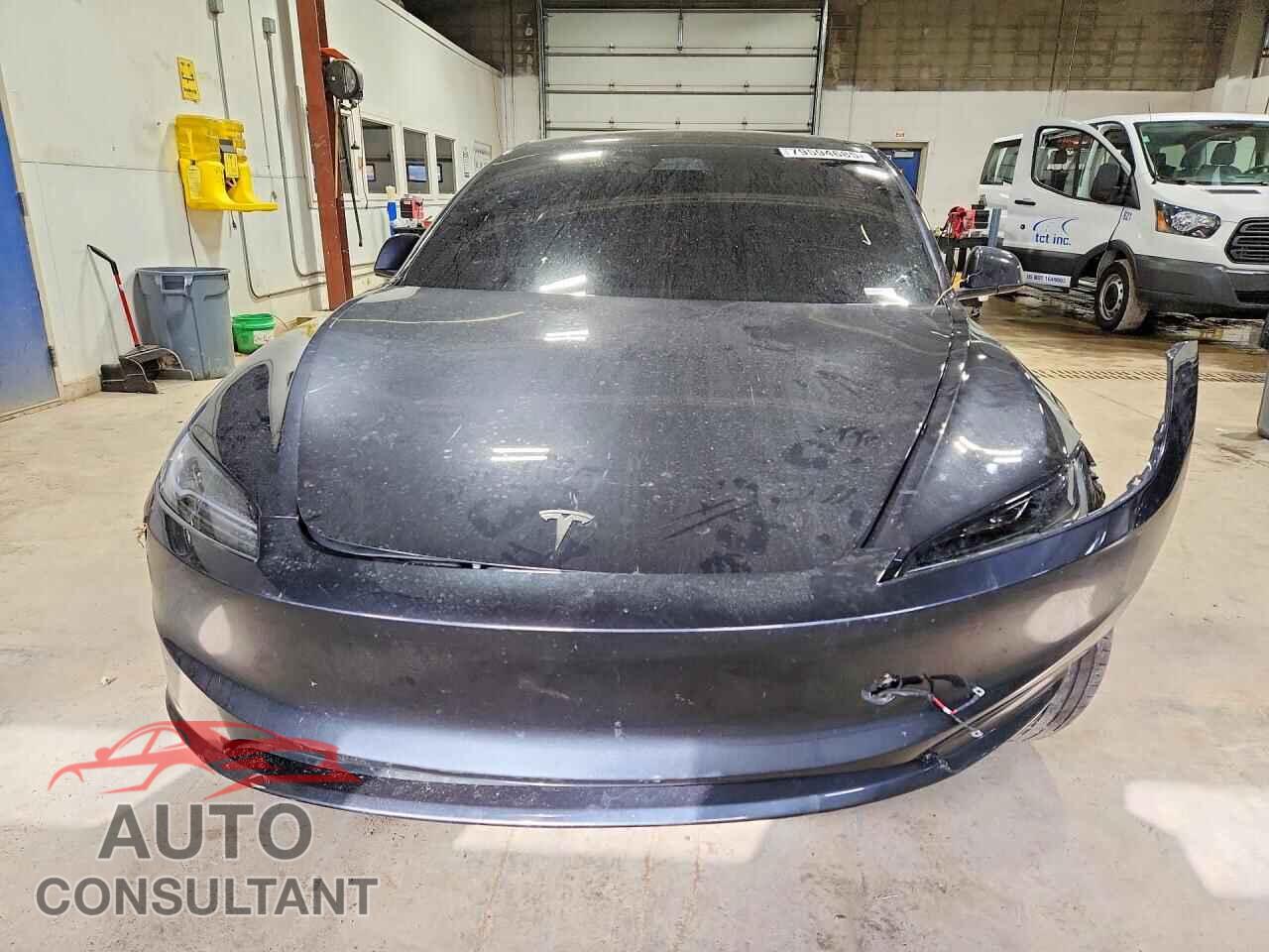TESLA MODEL 3 2025 - 5YJ3E1EA8SF012682