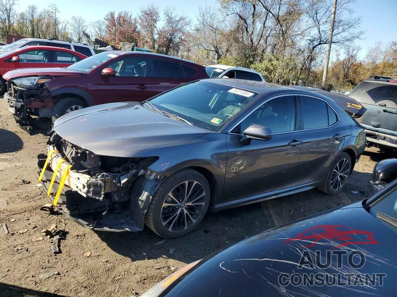 TOYOTA CAMRY 2018 - 4T1B11HK5JU104667