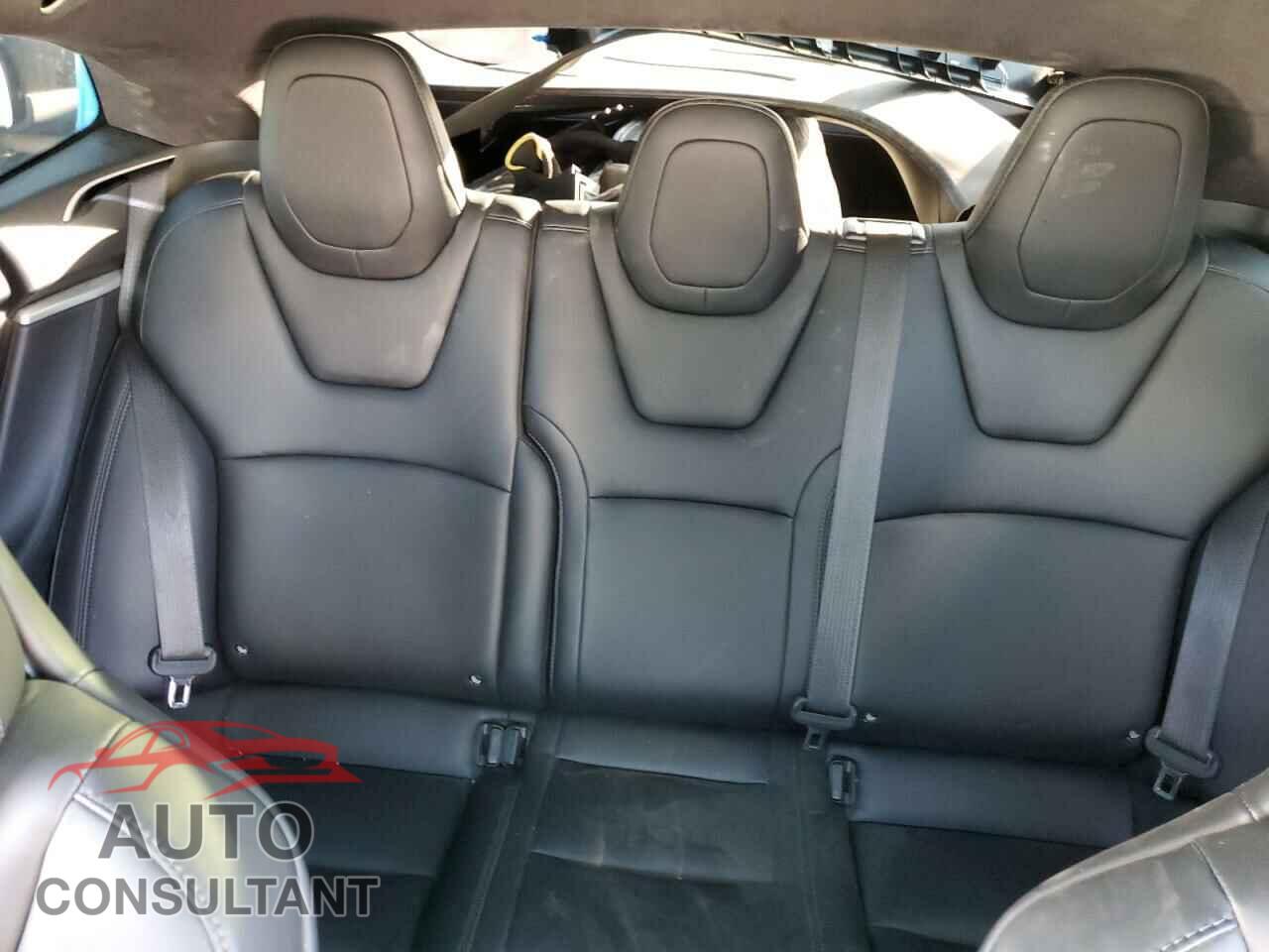 TESLA MODEL S 2017 - 5YJSA1E23HF232031