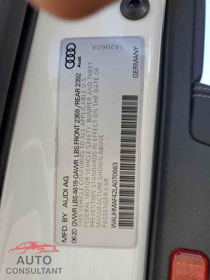 AUDI A4 2020 - WAUHMAF42LA070683